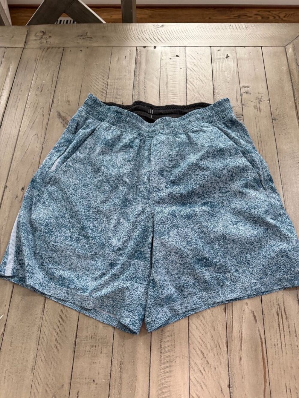 Lululemon Pace Breaker Shorts 7" Gravel Dust Iron Blue Size Medium